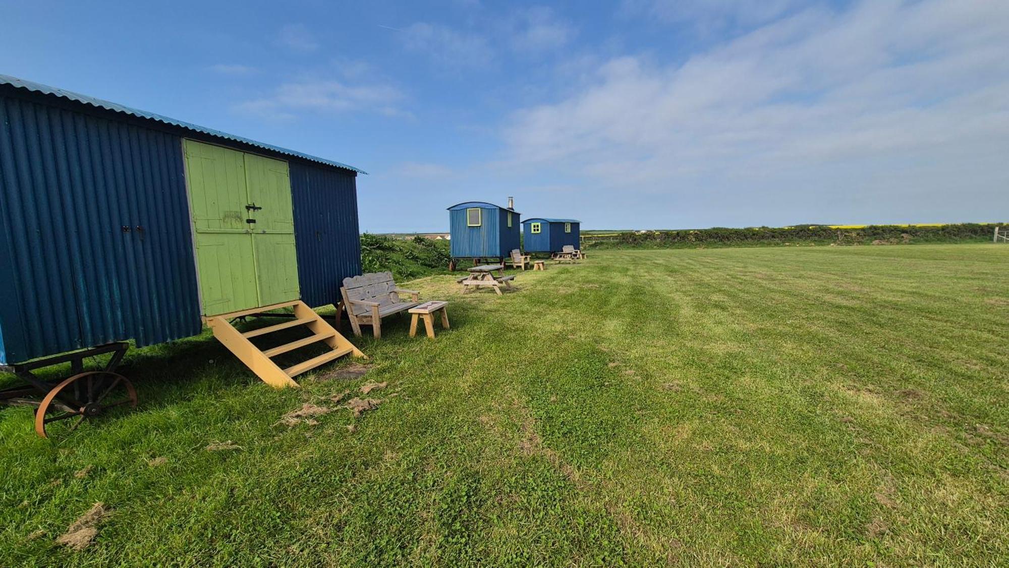 Coast Path Camping Saint Ishmaels  Экстерьер фото